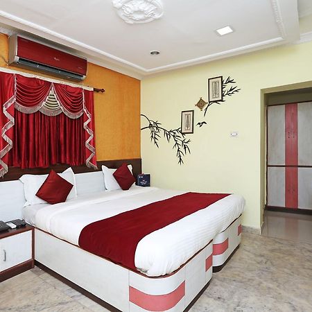 Oyo 4526 Jaydev Vihar Bhubaneswar Exterior foto