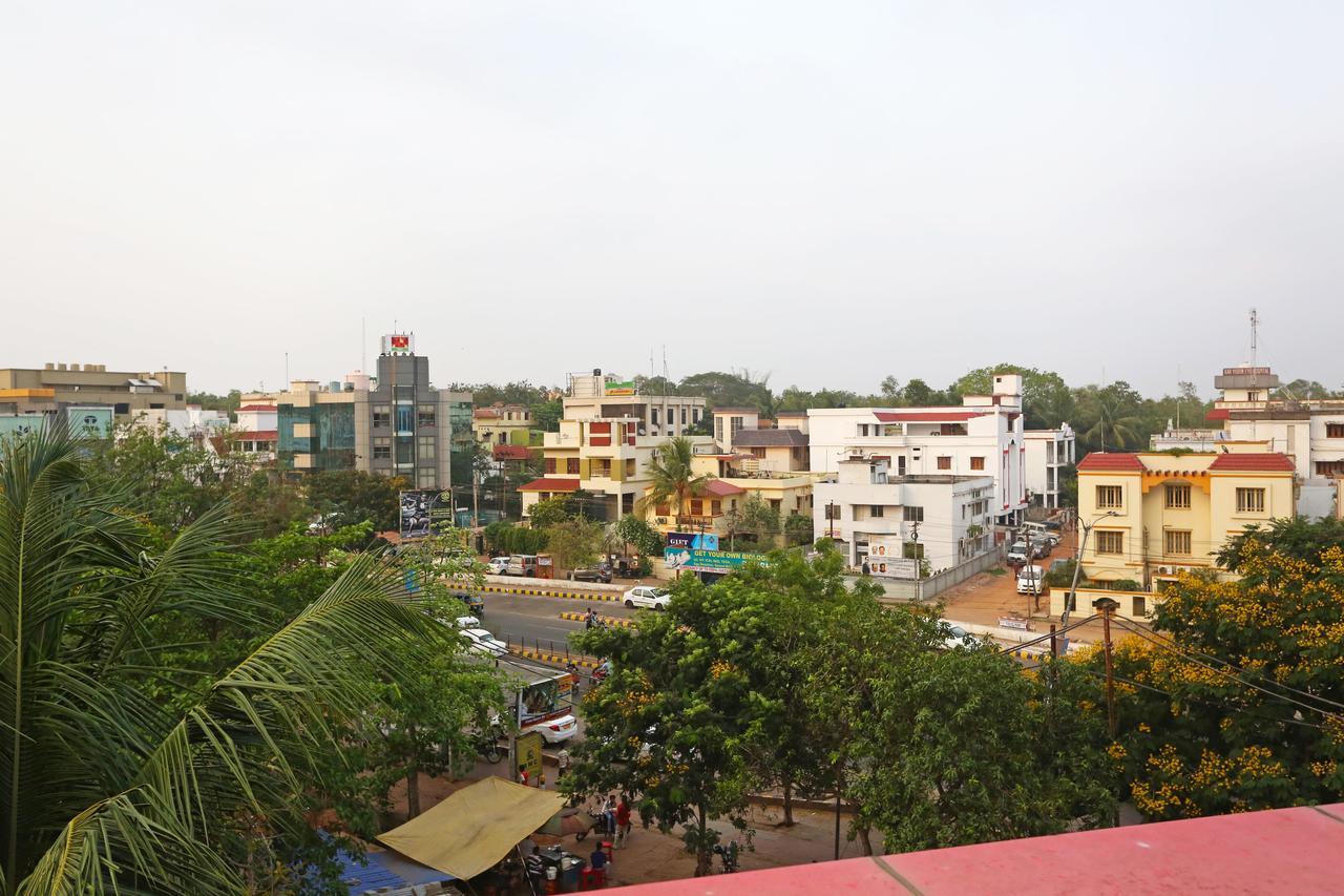 Oyo 4526 Jaydev Vihar Bhubaneswar Exterior foto