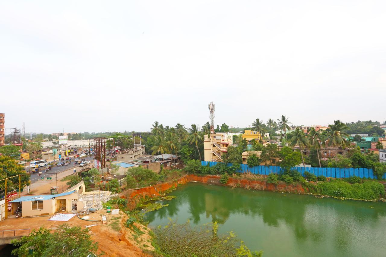 Oyo 4526 Jaydev Vihar Bhubaneswar Exterior foto